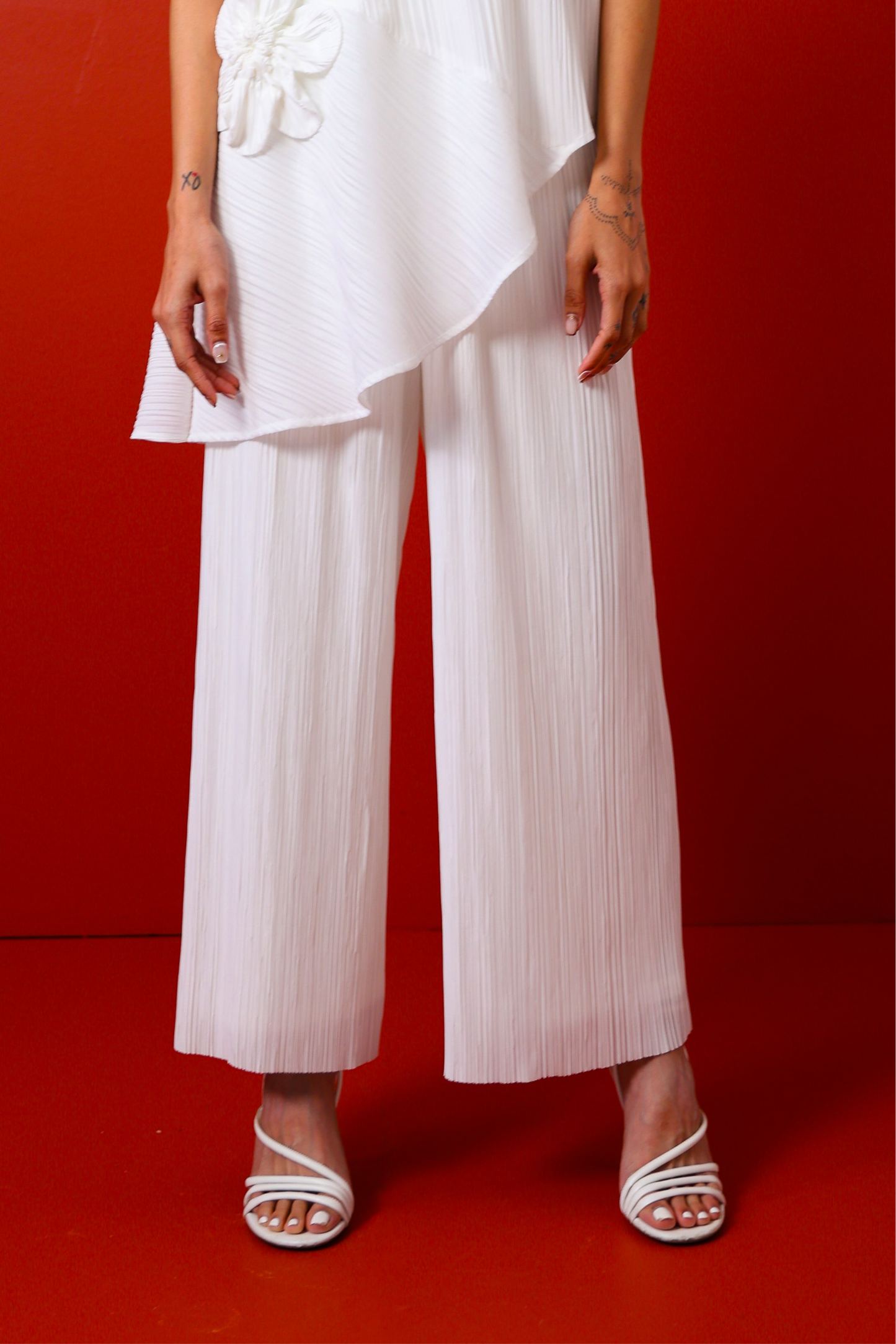 Pleated pant
